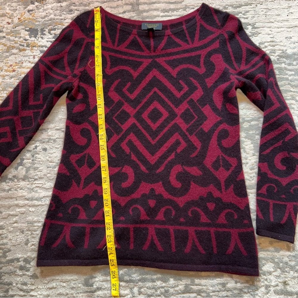 Cashmere Charter Club Luxury Sweater in Black and Burgundy Small - Picture 7 of 8